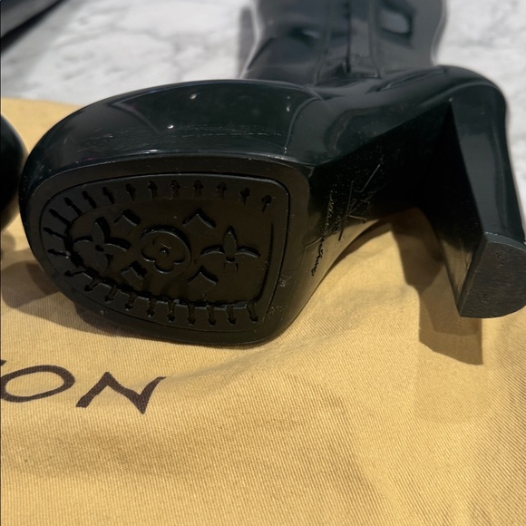 Louis Vuitton FETISH runway vintage heeled rain boots 40 EUC - Picture 5 of 8